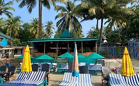 Chill Out Jasmine Restaurant Bar Rooms